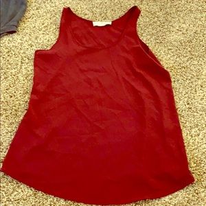 Maroon tank